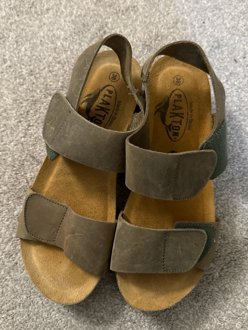 Women’s Adjustable Olive Green Leather Sandals - Picture 3 of 3